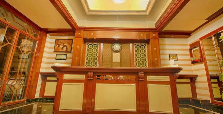 Hotel Parth Residency Ahmedabad Exterior foto