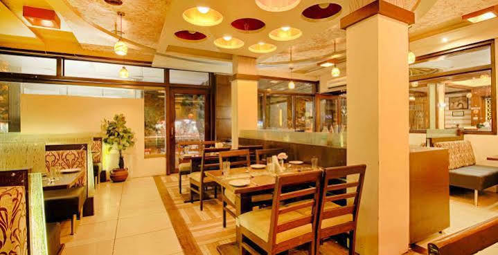 Hotel Parth Residency Ahmedabad Exterior foto